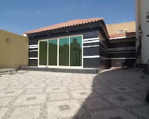 مظلات وسواتر الجنوب 0555980340 مقاول هناجر ومستودعات ابها عسير خميس مشيط 